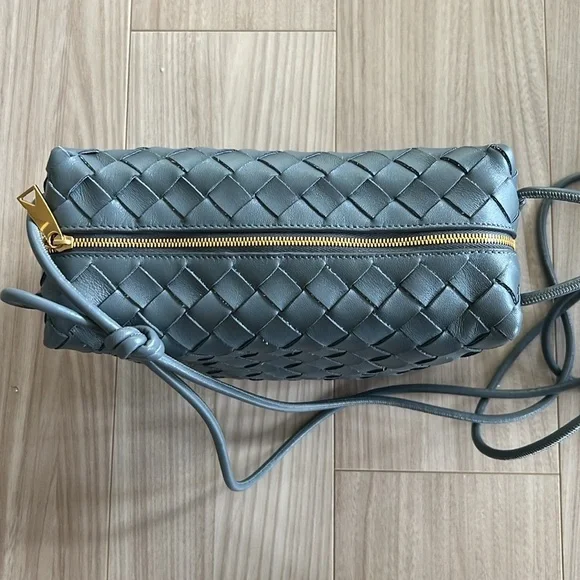 Bottega Veneta loop bag - Picture 6 of 9